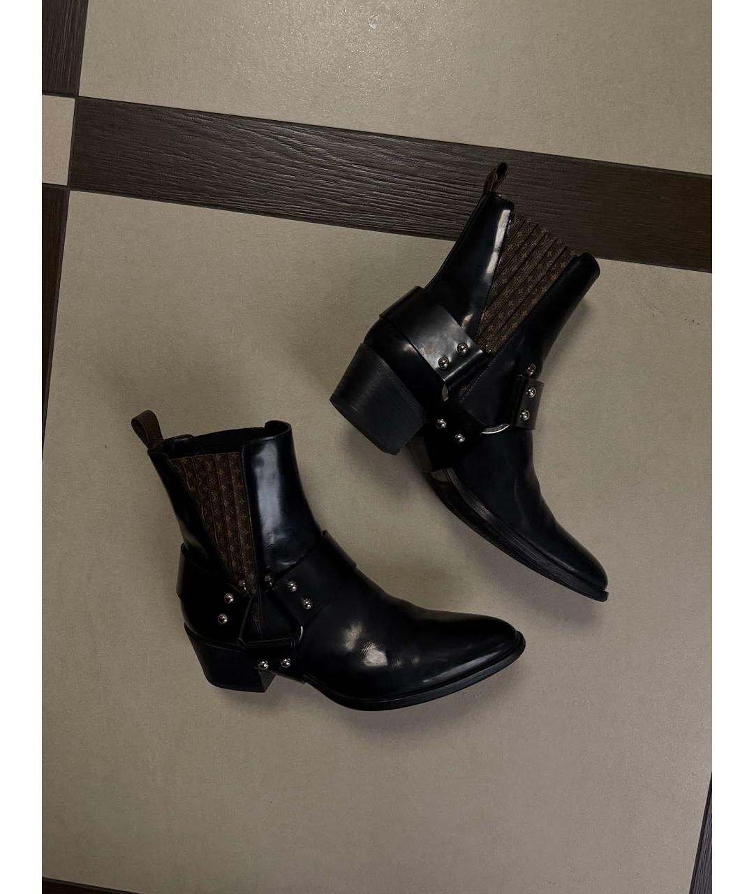 LOUIS VUITTON Черные полусапоги из лакированной кожи, фото 9