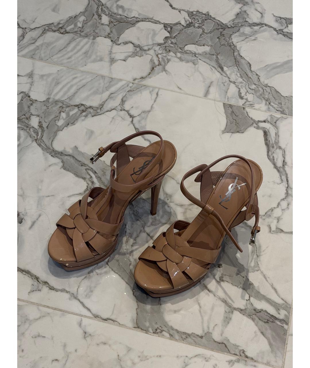 SAINT LAURENT Розовые босоножки из лакированной кожи, фото 3