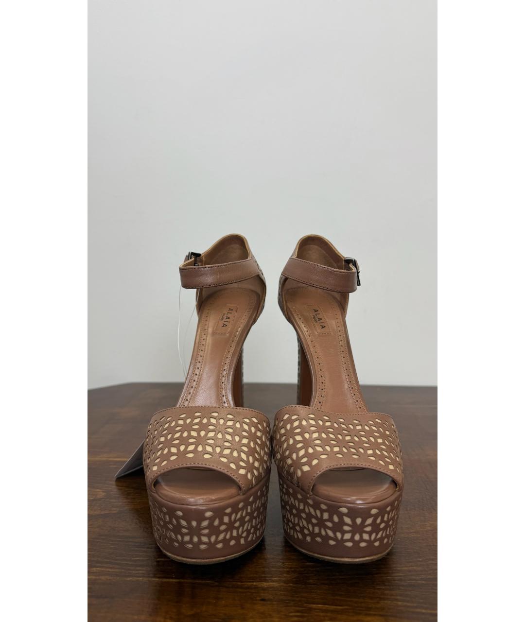 ALAIA Коричневые кожаные босоножки, фото 2