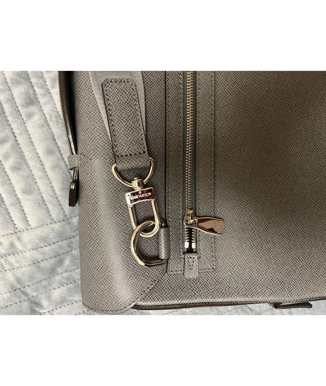 LOUIS VUITTON Серый кожаный портфель, фото 3