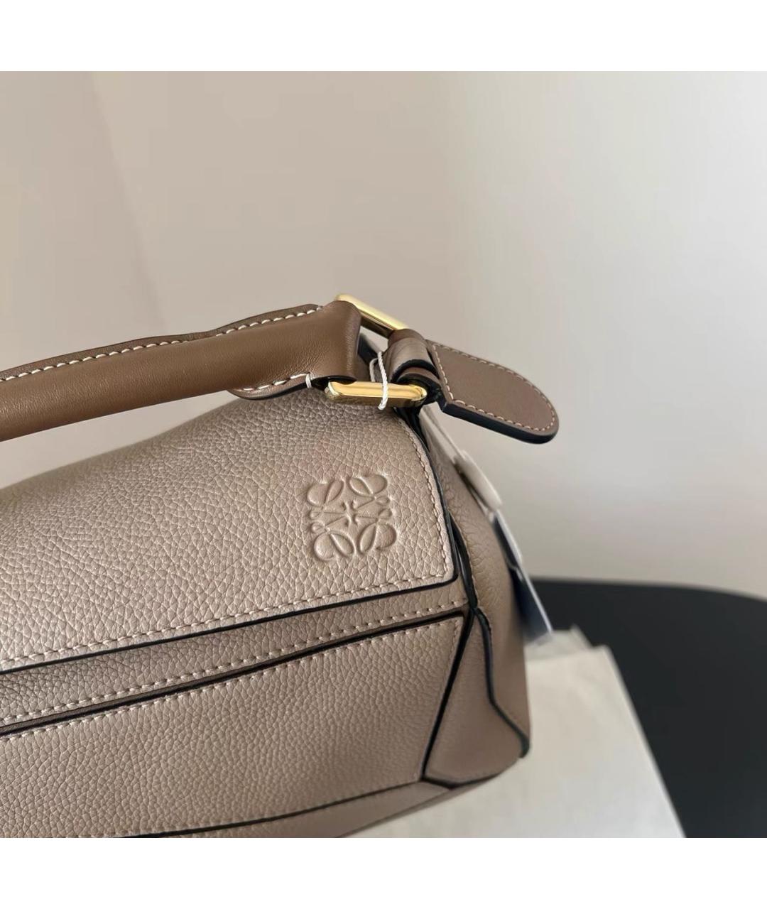 LOEWE Бежевая кожаная сумка через плечо, фото 4