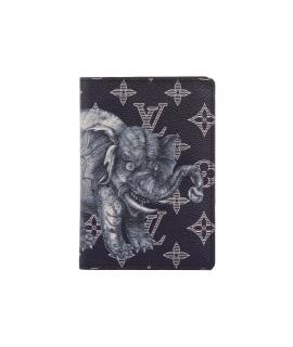 LOUIS VUITTON Обложка/футляр