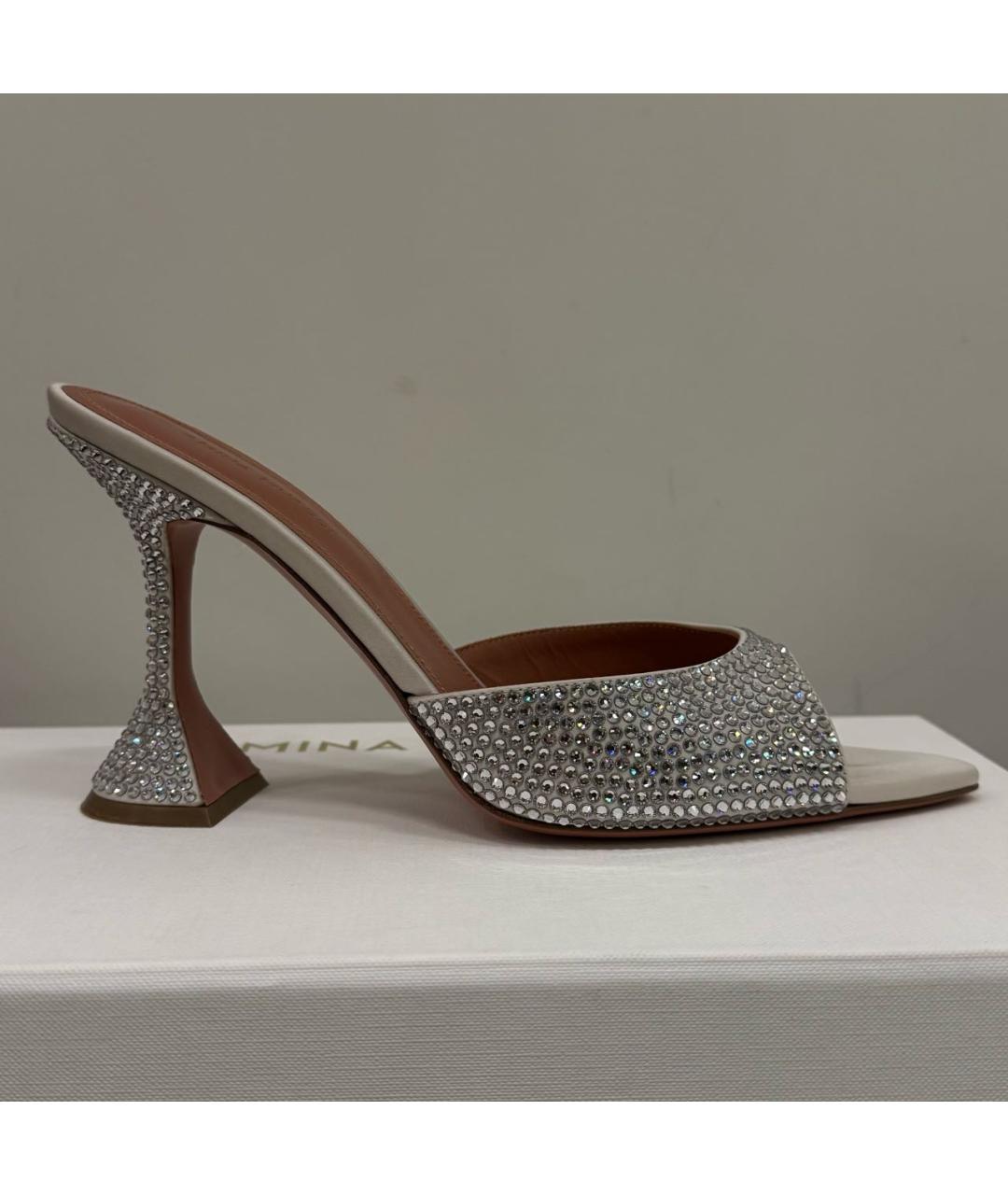 Amina Muaddi Серебряные кожаные мюли, фото 9