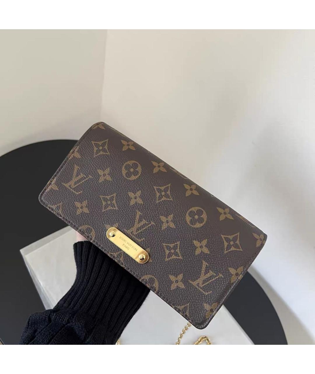 LOUIS VUITTON Коричневая кожаная сумка через плечо, фото 2