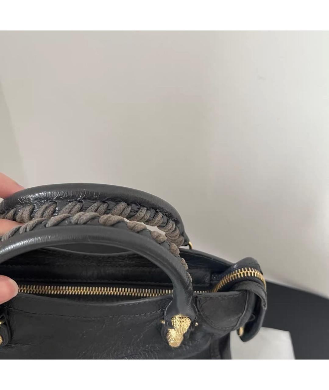 BALENCIAGA Черная кожаная сумка с короткими ручками, фото 4