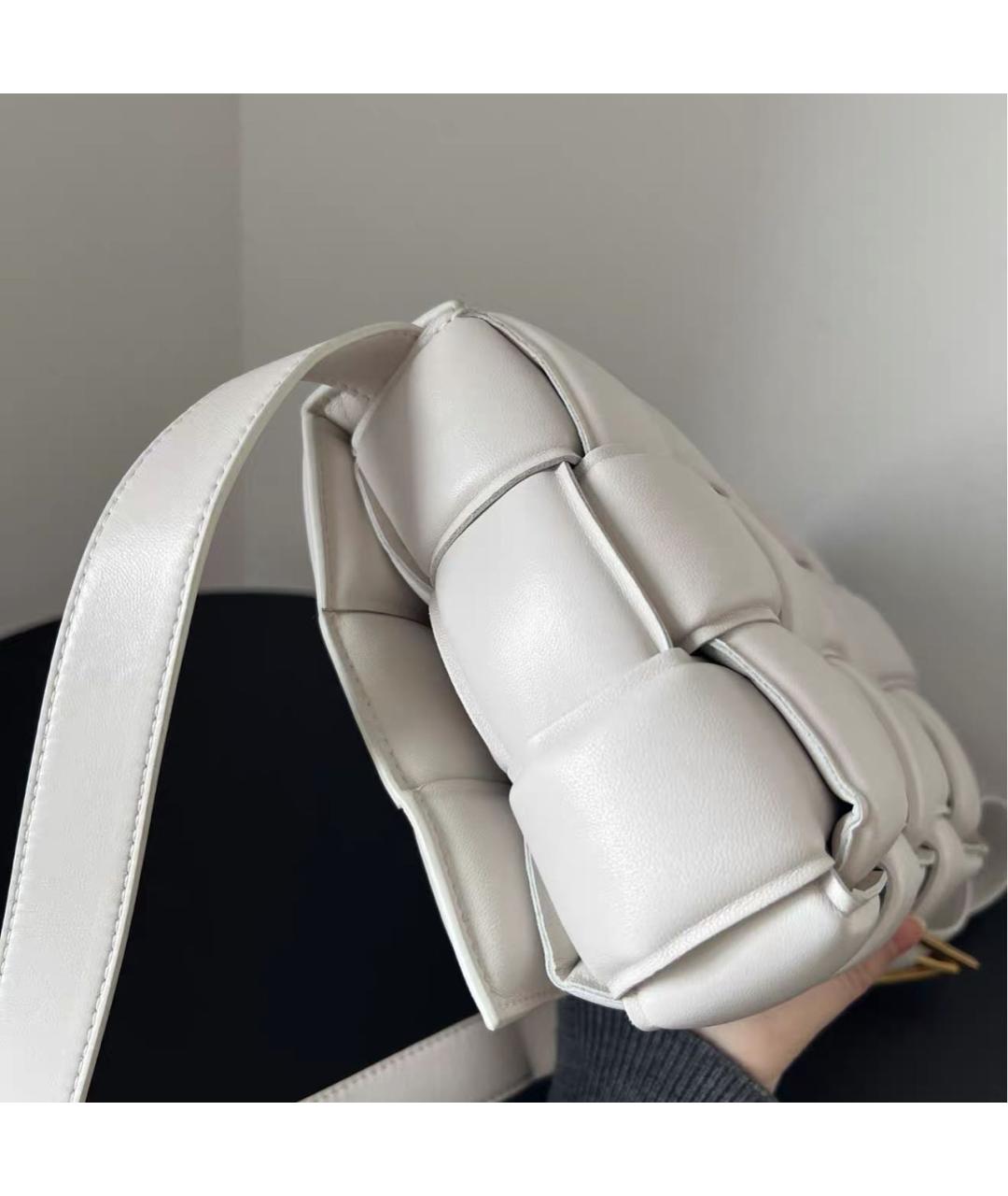 BOTTEGA VENETA Белая кожаная сумка через плечо, фото 5
