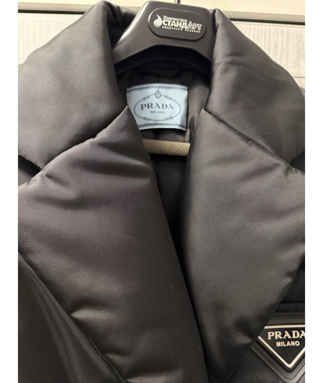 PRADA Черный полиэстеровый пуховик, фото 4