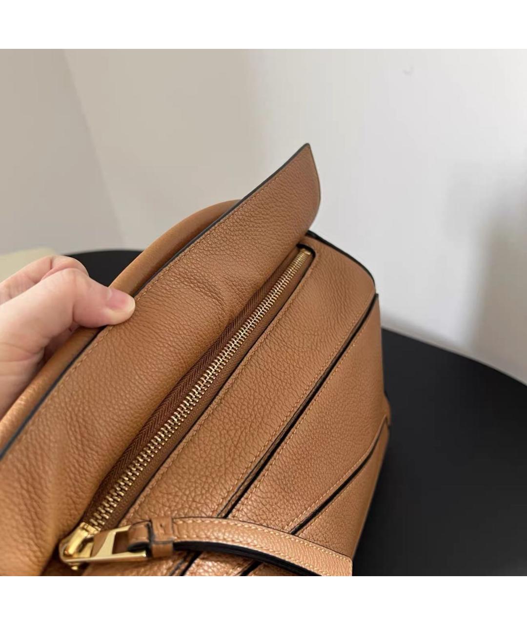 LOEWE Коричневая кожаная сумка с короткими ручками, фото 5