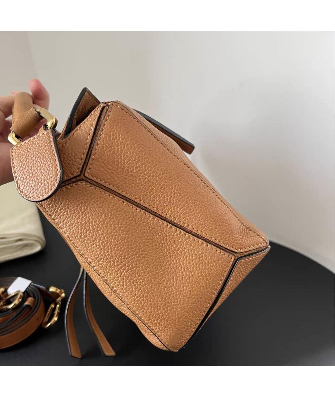 LOEWE Коричневая кожаная сумка с короткими ручками, фото 4