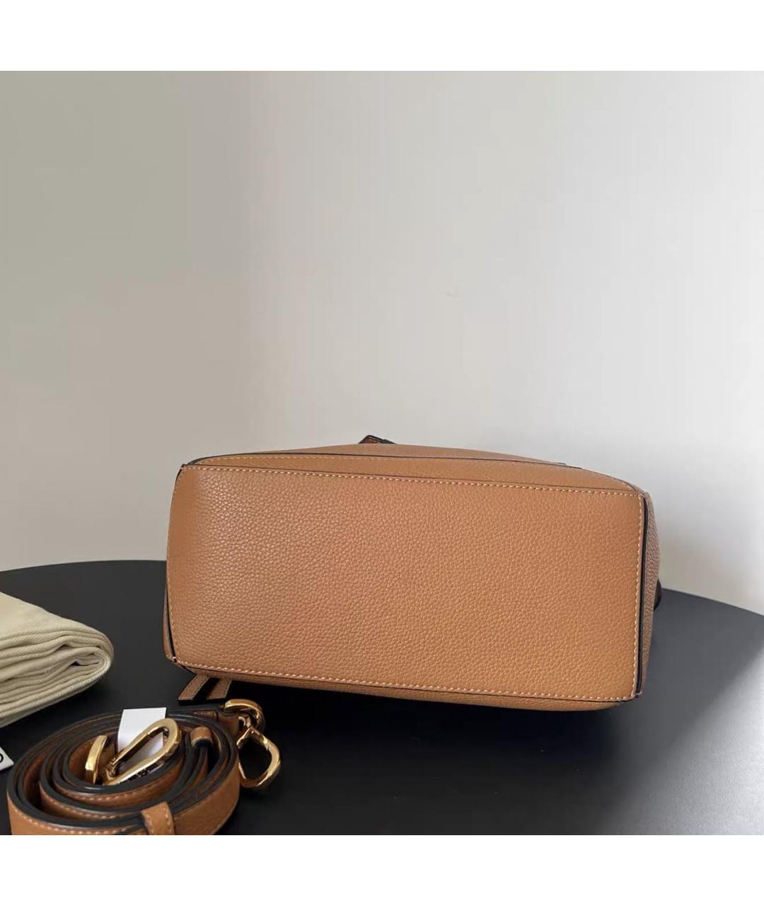 LOEWE Коричневая кожаная сумка с короткими ручками, фото 6