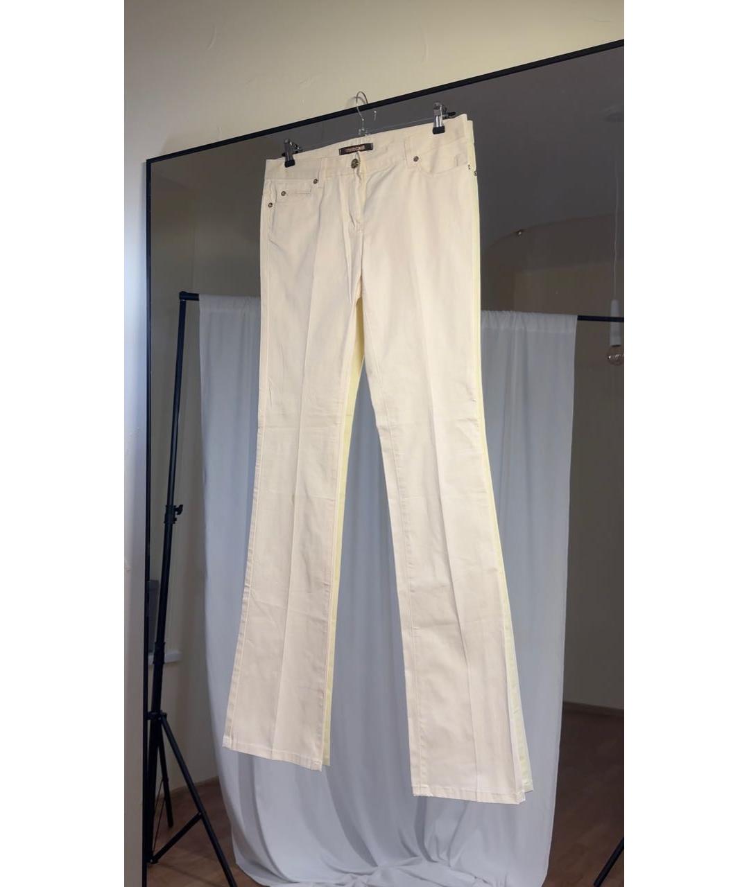 ROBERTO CAVALLI Белые хлопко-эластановые прямые брюки, фото 9