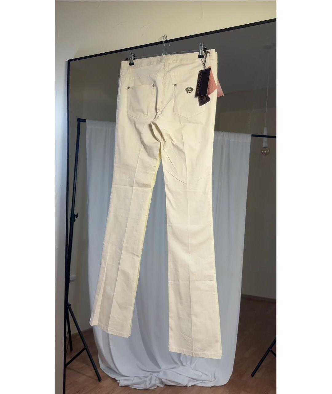 ROBERTO CAVALLI Белые хлопко-эластановые прямые брюки, фото 2