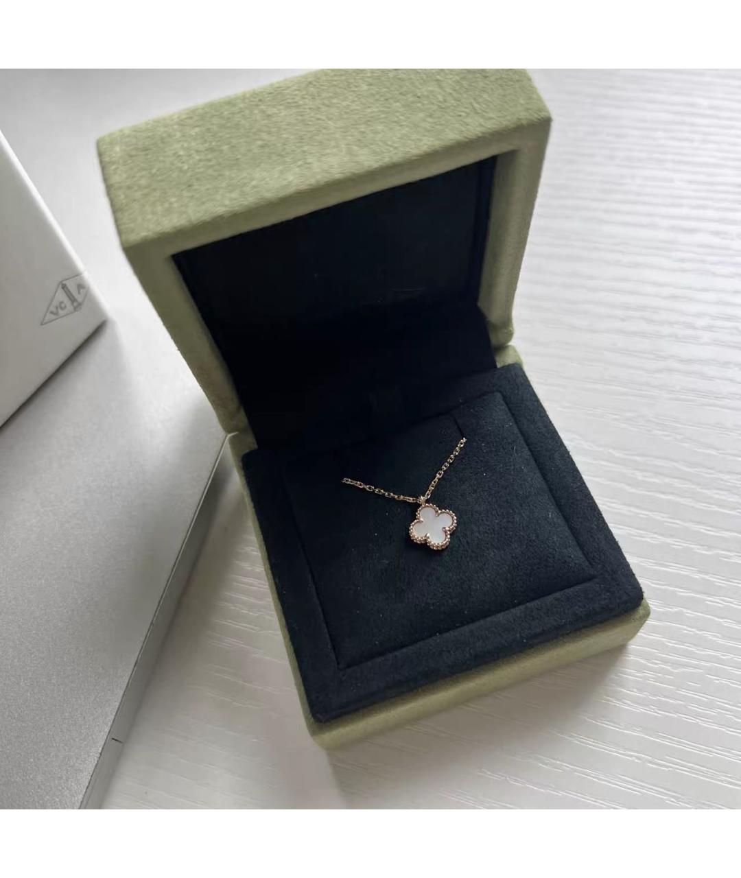 VAN CLEEF & ARPELS Белая подвеска из желтого золота, фото 2