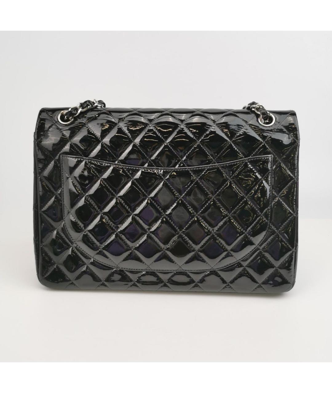 CHANEL Черная сумка через плечо из лакированной кожи, фото 4