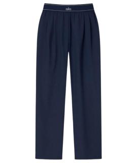 ALO YOGA Спортивные брюки и шорты