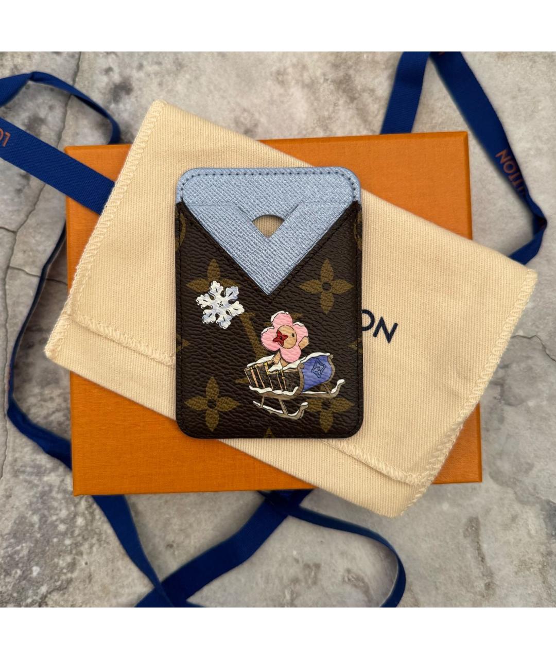 LOUIS VUITTON Коричневый кардхолдер, фото 5