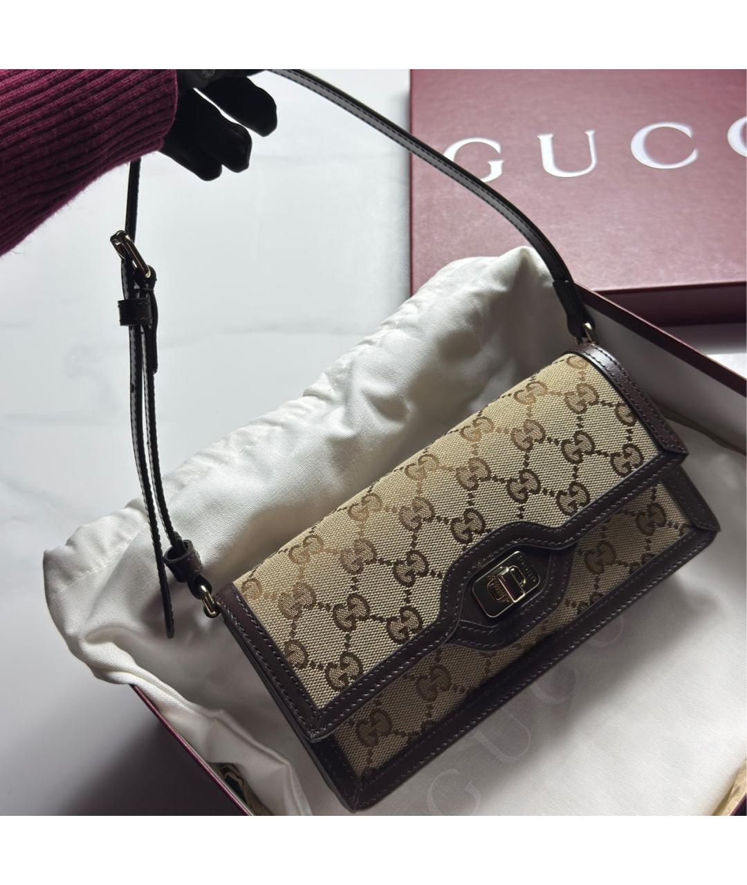 GUCCI Коричневая кожаная сумка с короткими ручками, фото 2