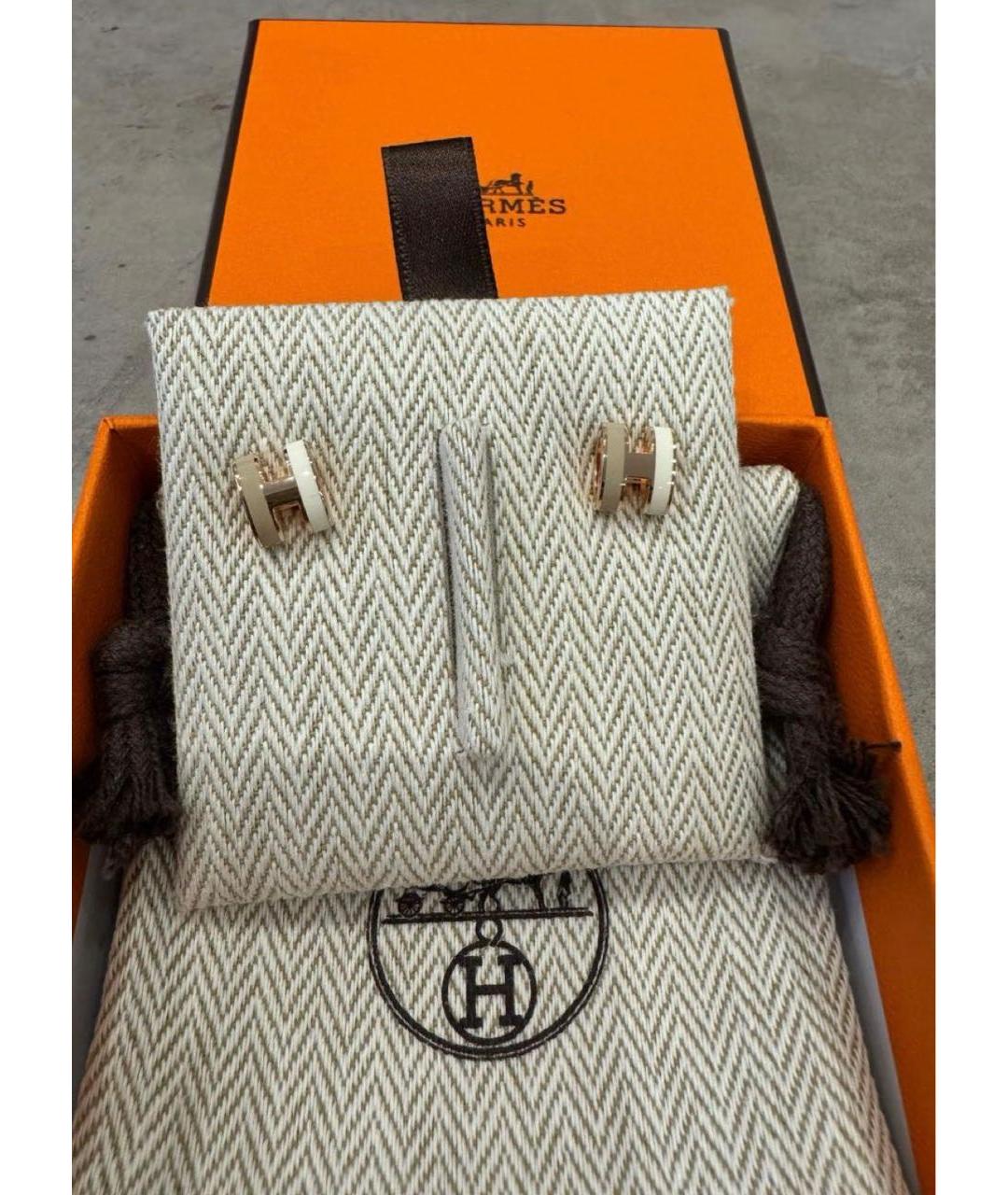 HERMES Бежевые металлические серьги, фото 2