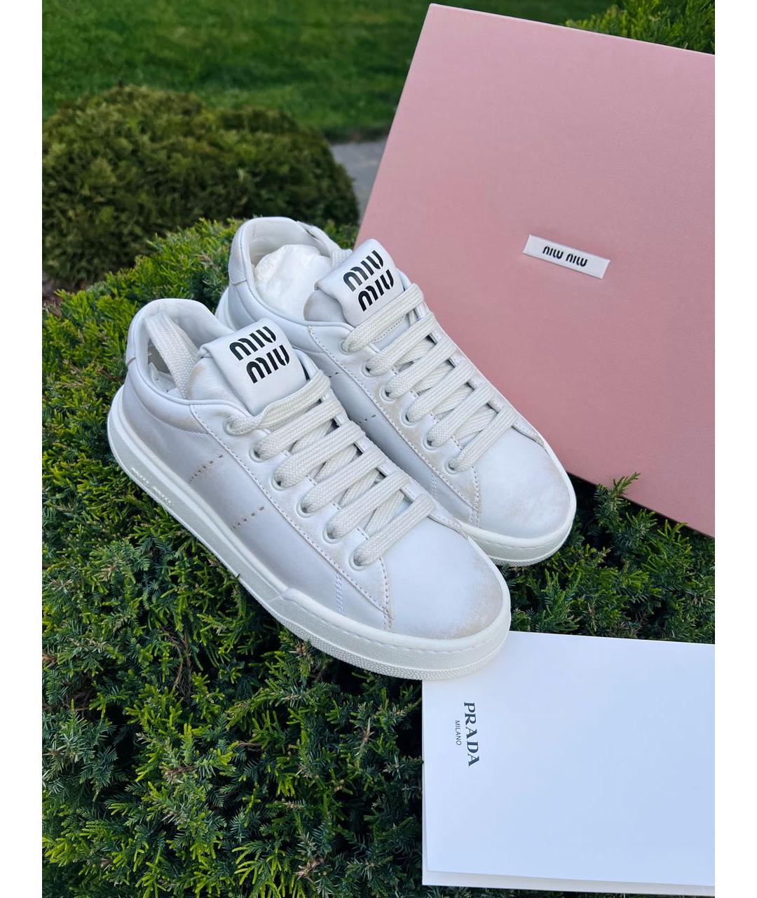 MIU MIU Белые кожаные кеды, фото 4