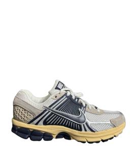 NIKE Кроссовки