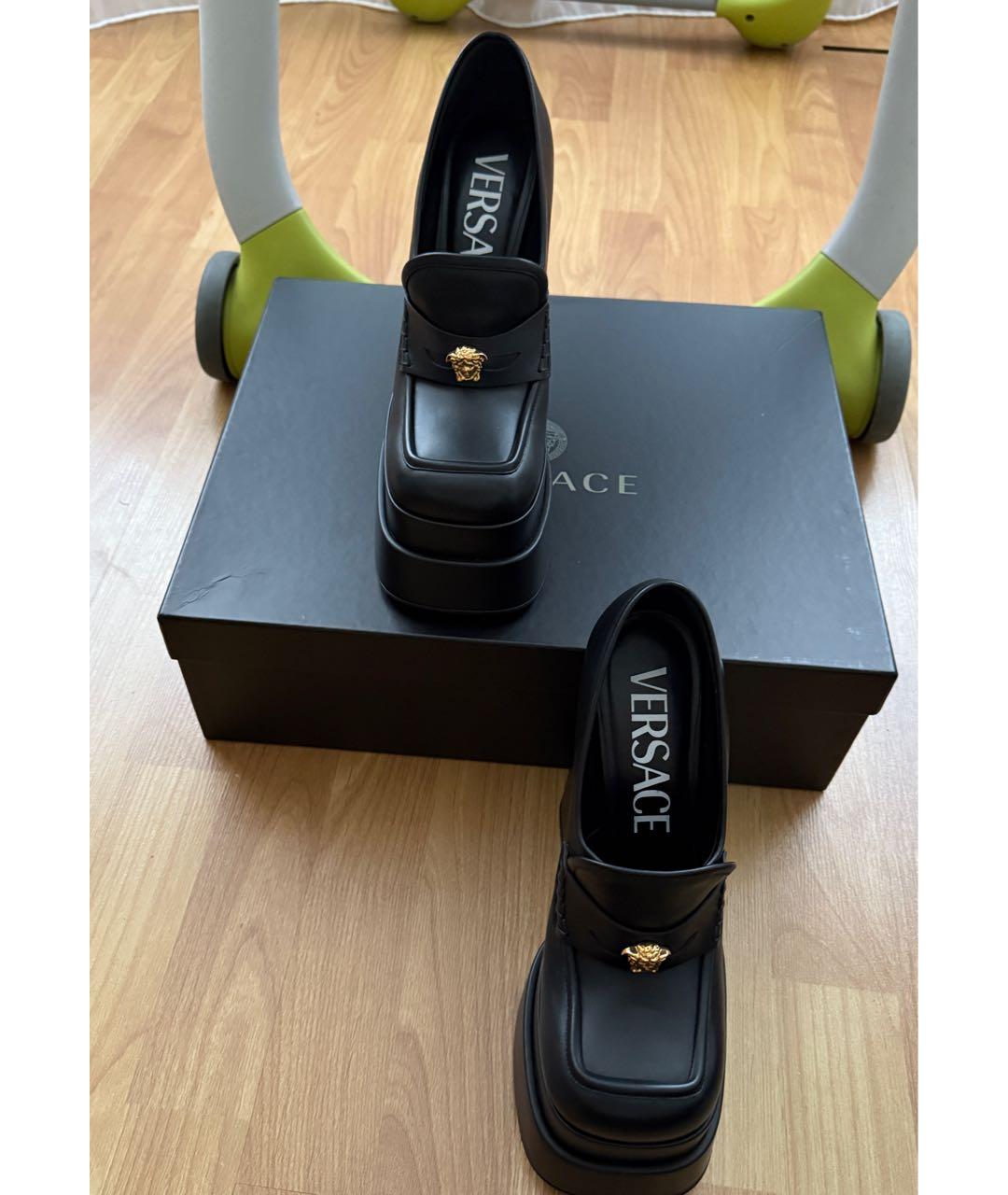 VERSACE Черные кожаные туфли, фото 2