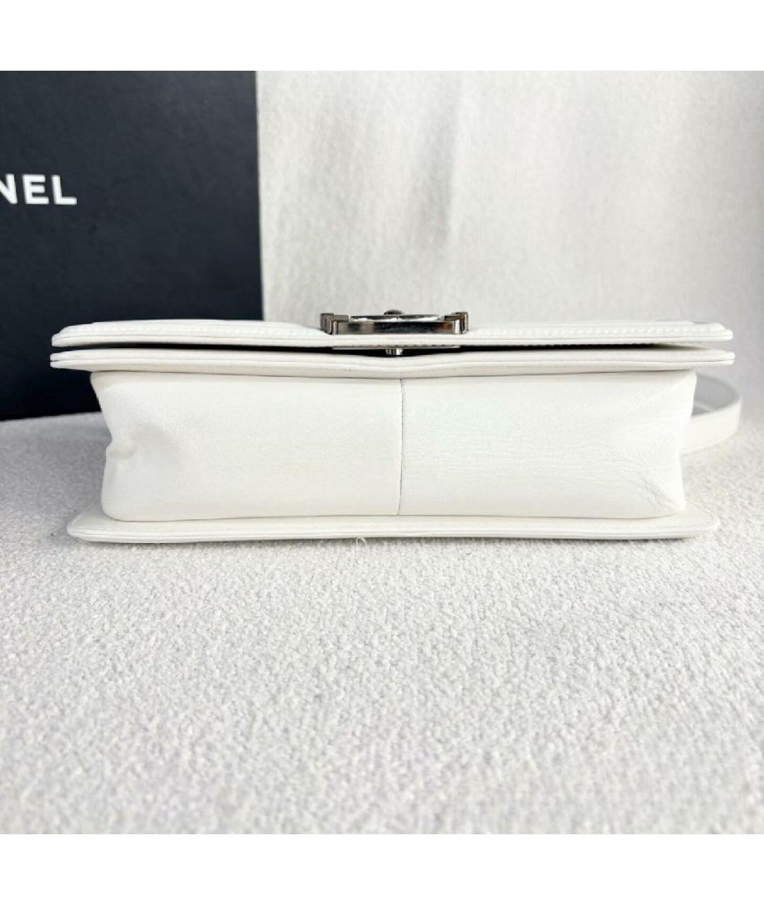 CHANEL Белая кожаная сумка через плечо, фото 6
