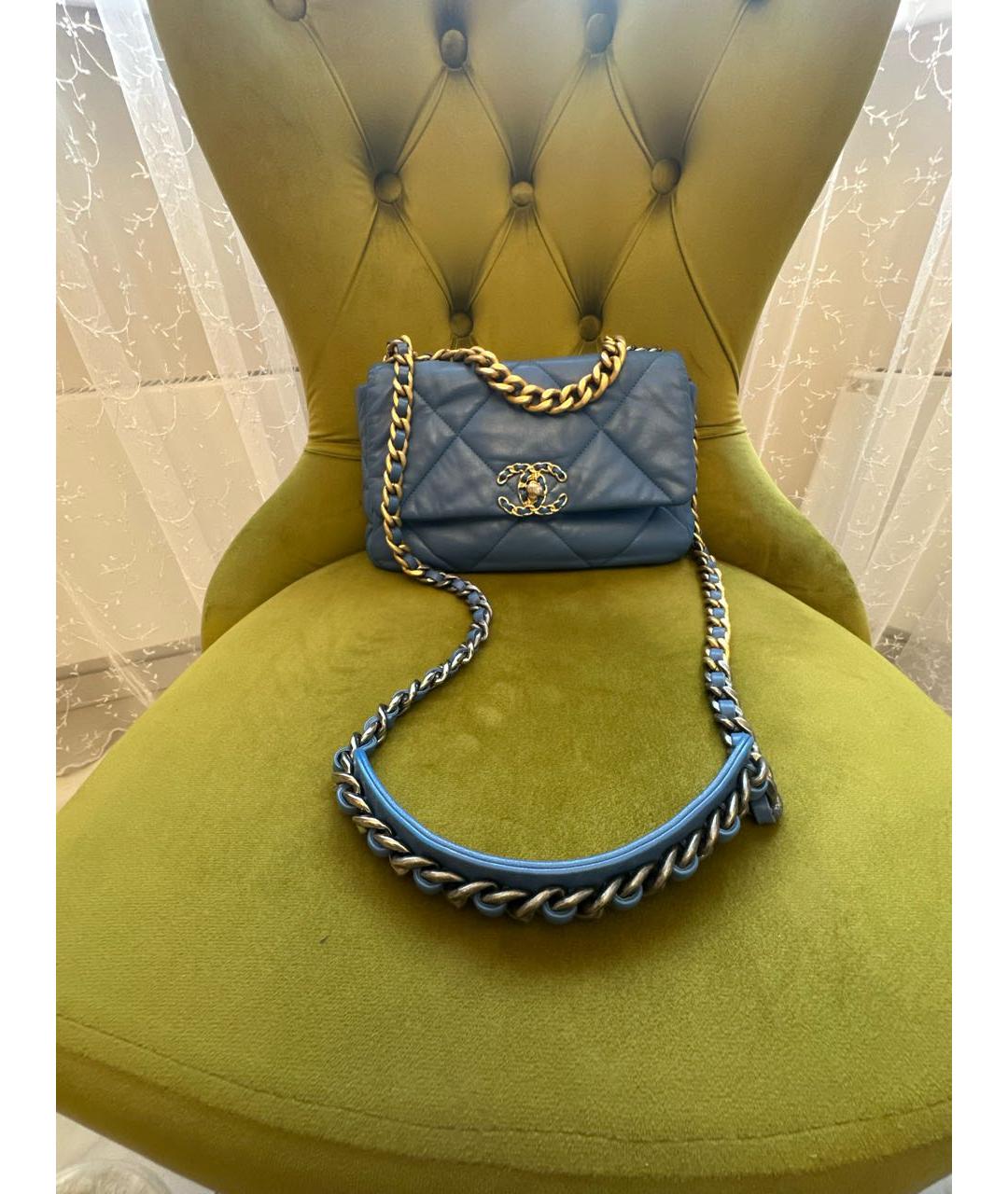 CHANEL Голубая кожаная сумка через плечо, фото 2