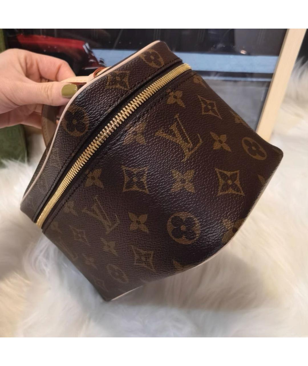 LOUIS VUITTON Коричневая косметичка, фото 5
