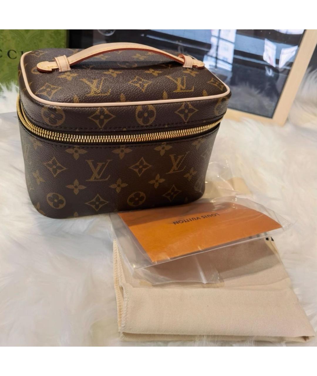 LOUIS VUITTON Коричневая косметичка, фото 2