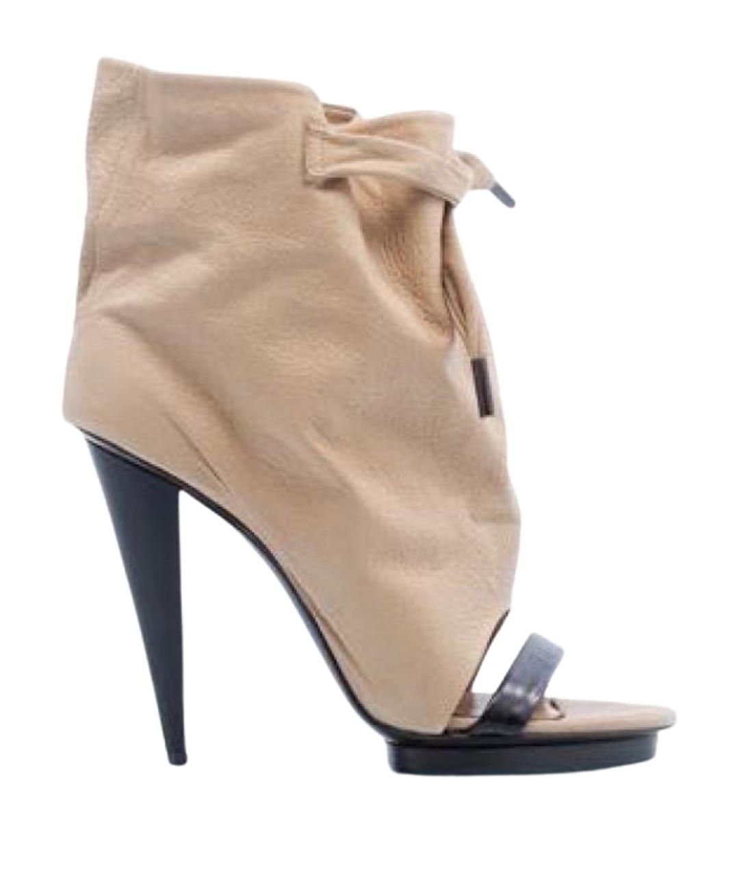 BALENCIAGA Бежевые кожаные туфли, фото 1