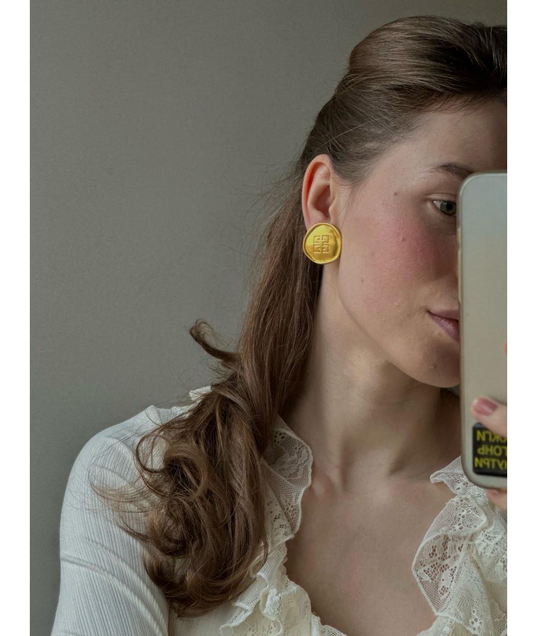 GIVENCHY Золотые металлические клипсы, фото 4