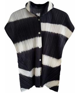 ISSEY MIYAKE Блузы