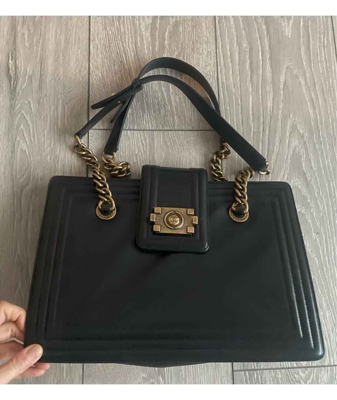 CHANEL Черная кожаная сумка через плечо, фото 5