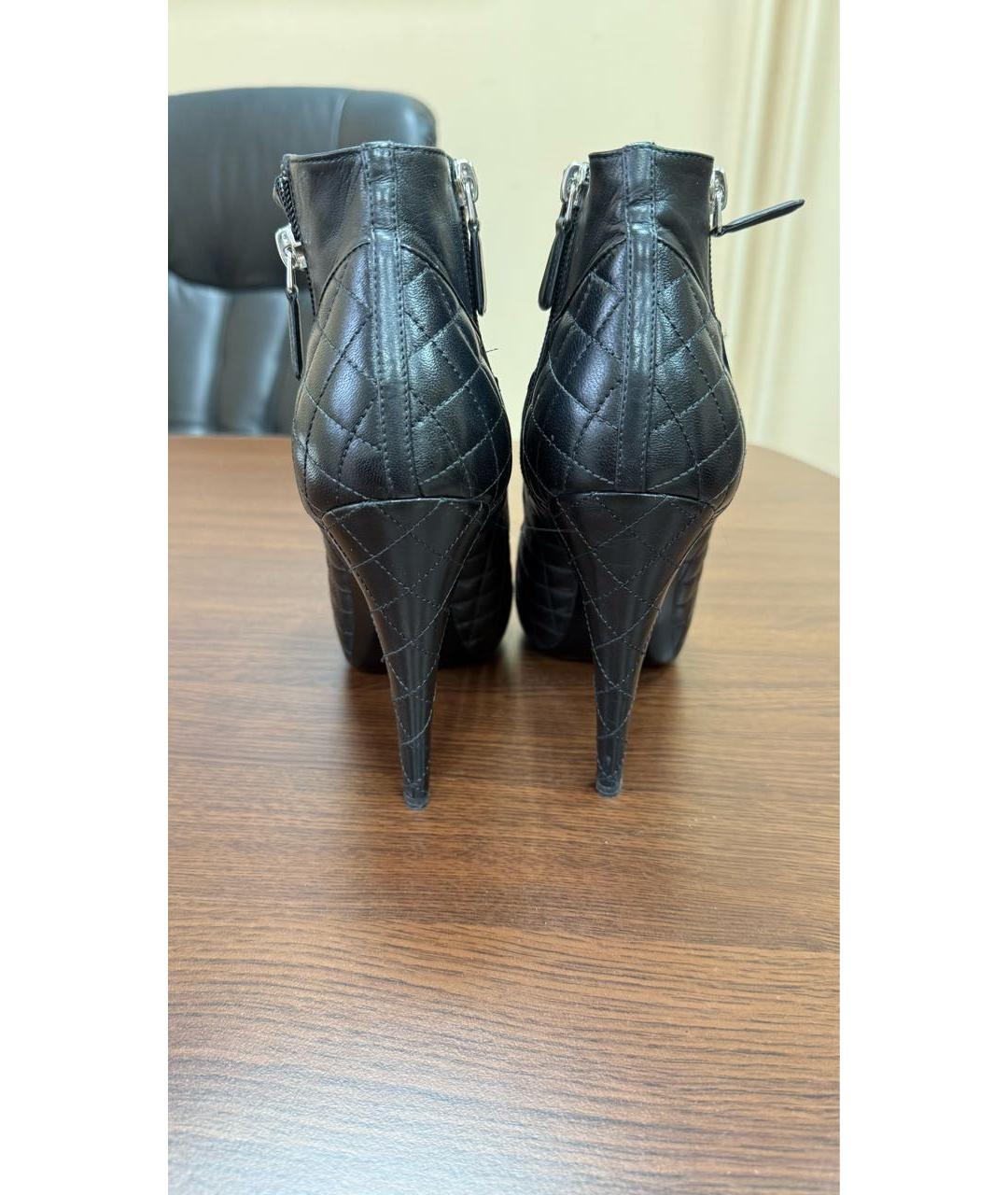CHANEL Черные кожаные ботильоны, фото 4