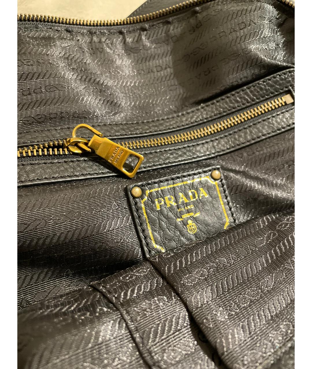 PRADA Черная кожаная сумка с короткими ручками, фото 2