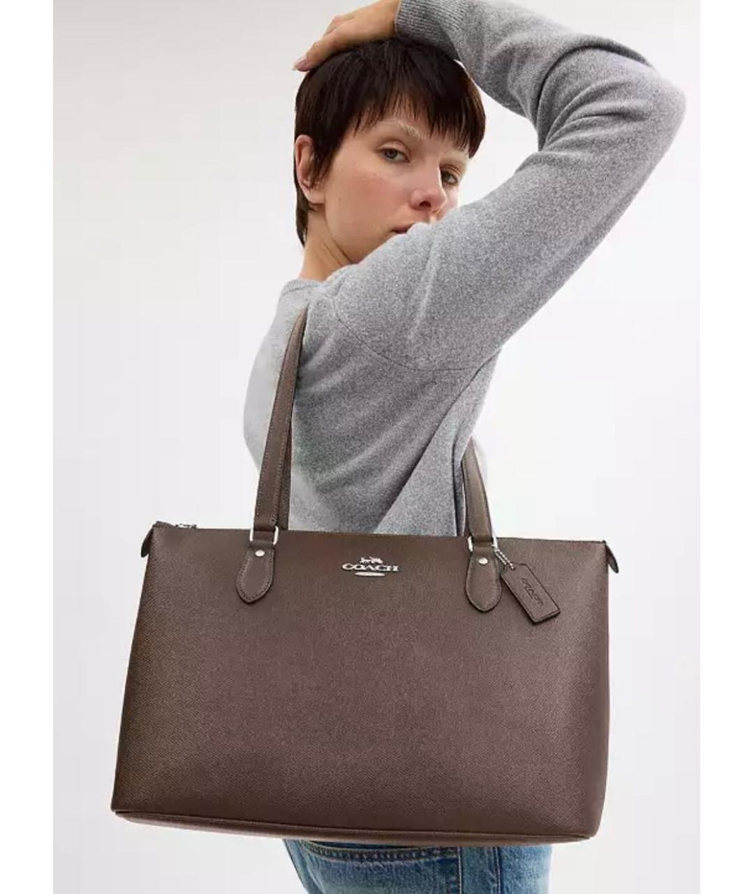 COACH Коричневая кожаная сумка с короткими ручками, фото 4