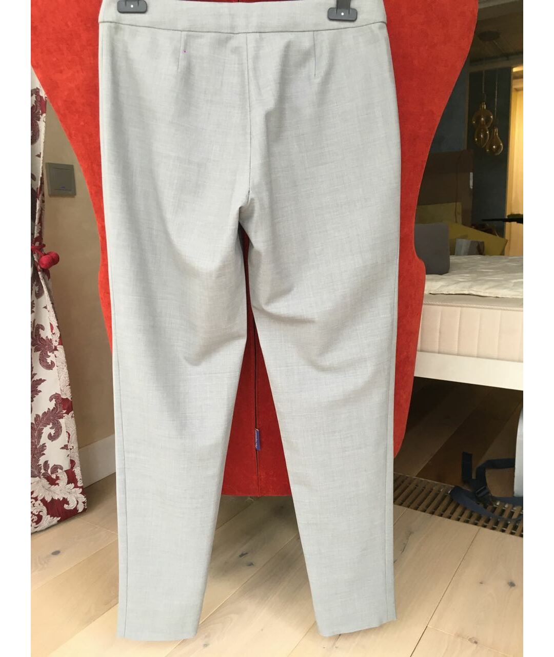 MAX MARA STUDIO Серые шерстяные прямые брюки, фото 2