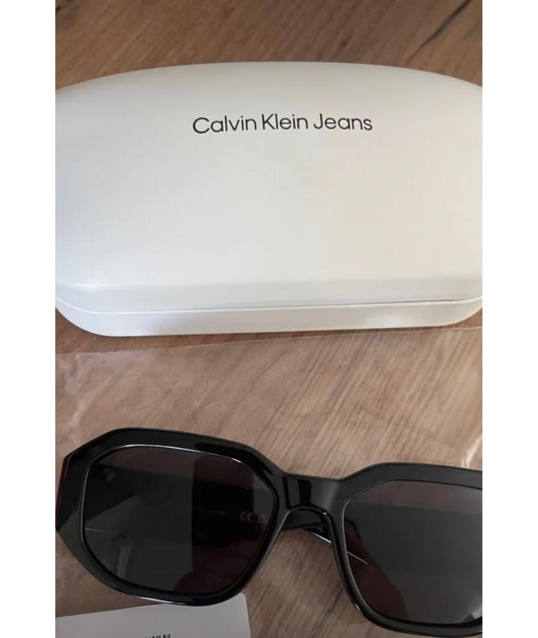 CALVIN KLEIN Черные пластиковые солнцезащитные очки, фото 4