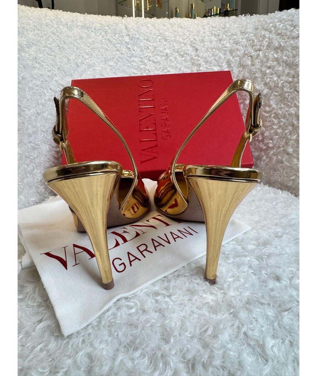 VALENTINO Золотые туфли из лакированной кожи, фото 5