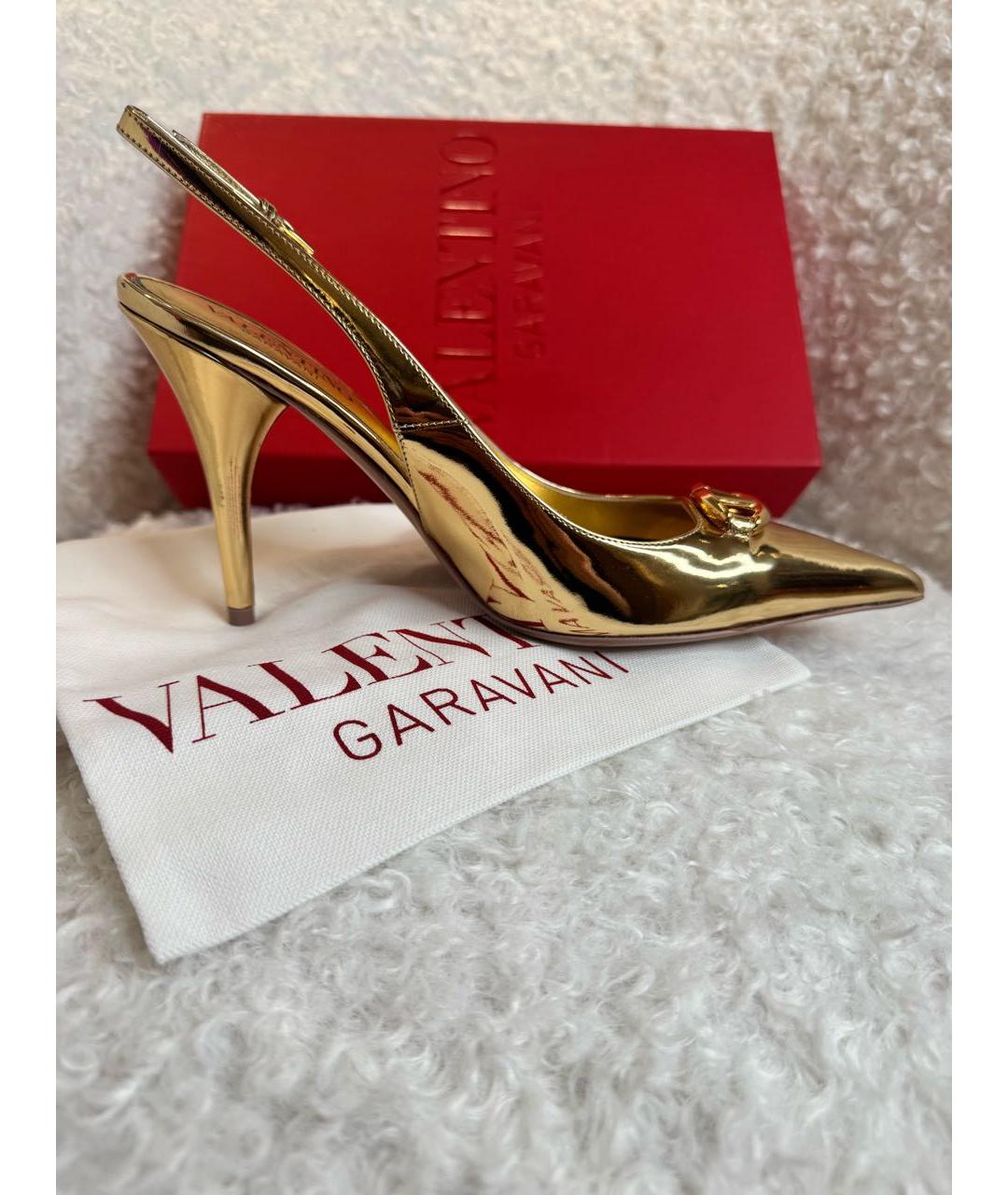 VALENTINO Золотые туфли из лакированной кожи, фото 6