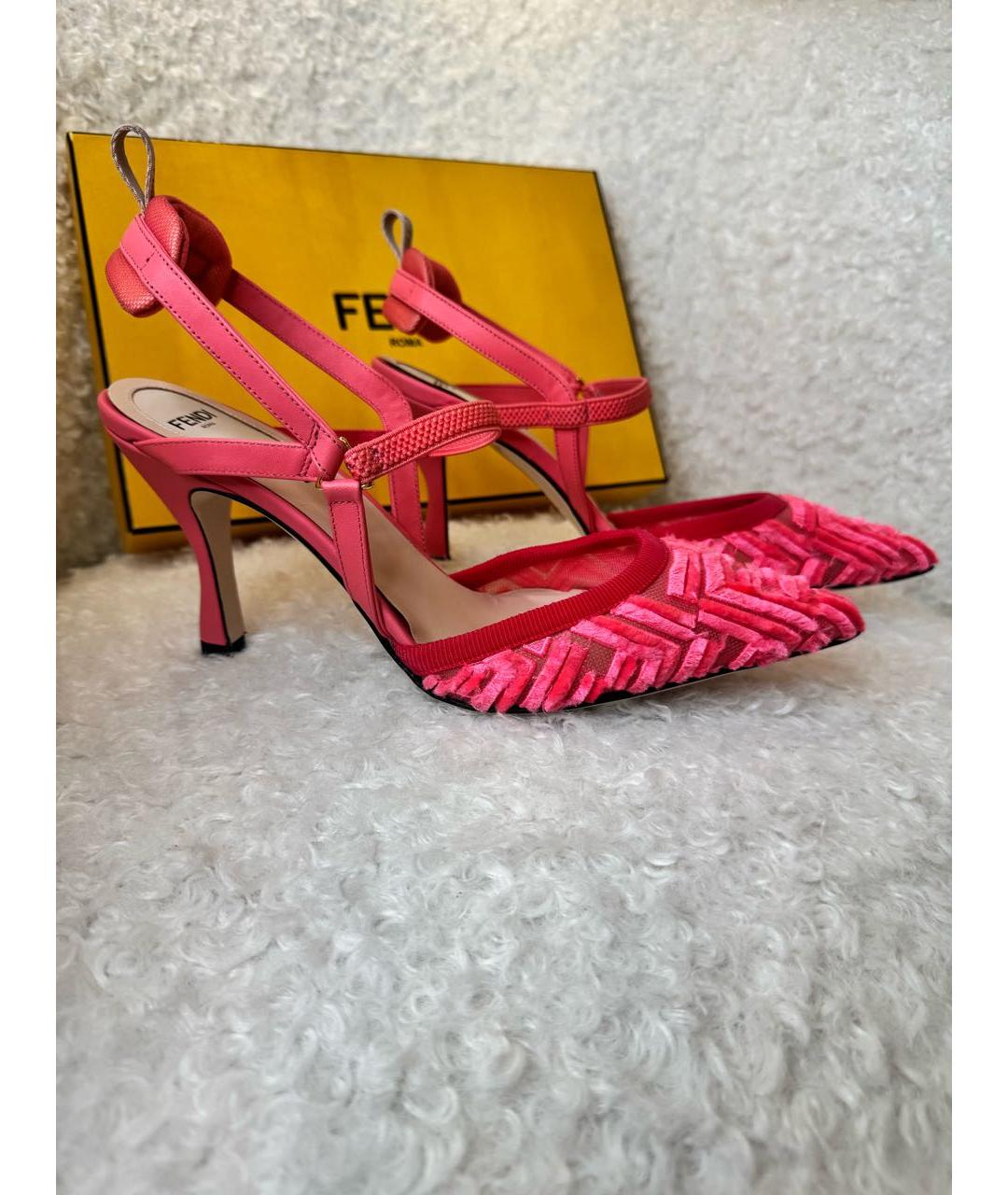 FENDI Розовые текстильные босоножки, фото 6