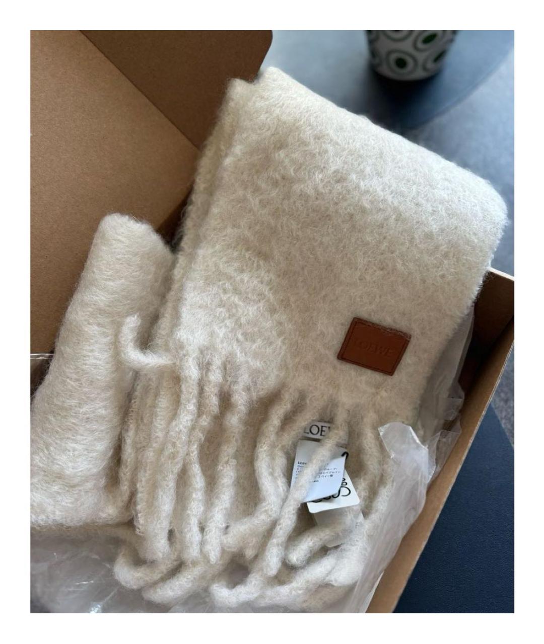 LOEWE Бежевый шерстяной шарф, фото 3