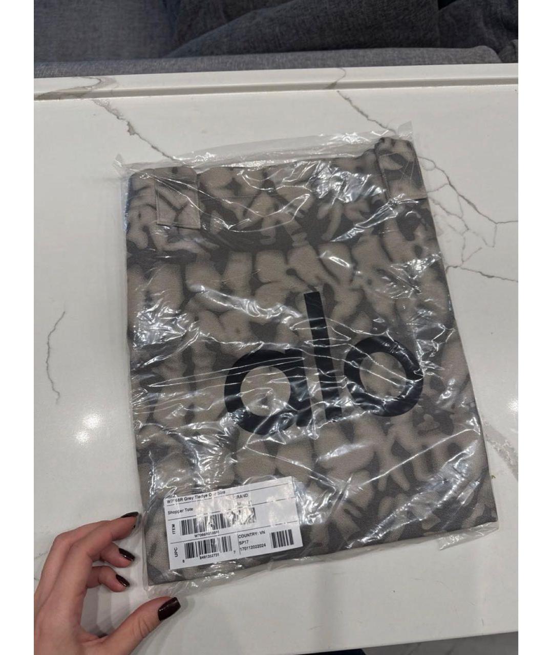 ALO YOGA Серая тканевая дорожная/спортивная сумка, фото 2