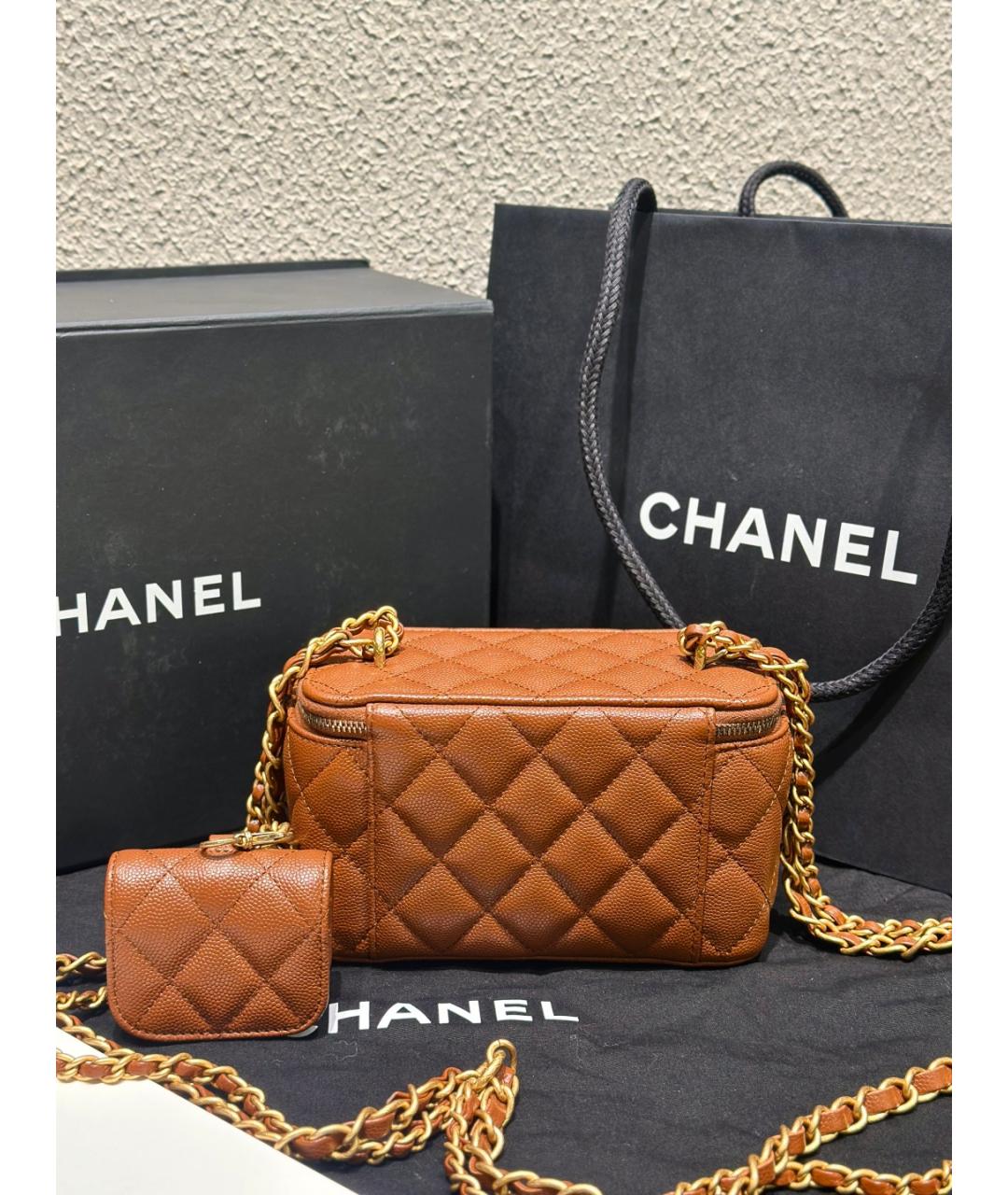 CHANEL Коричневая кожаная сумка через плечо, фото 6