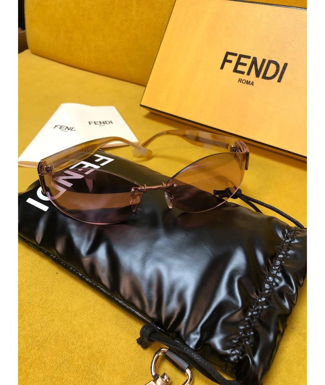 FENDI Розовые пластиковые солнцезащитные очки, фото 3