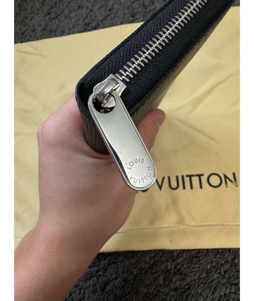 LOUIS VUITTON Черный кошелек из искусственной кожи, фото 2