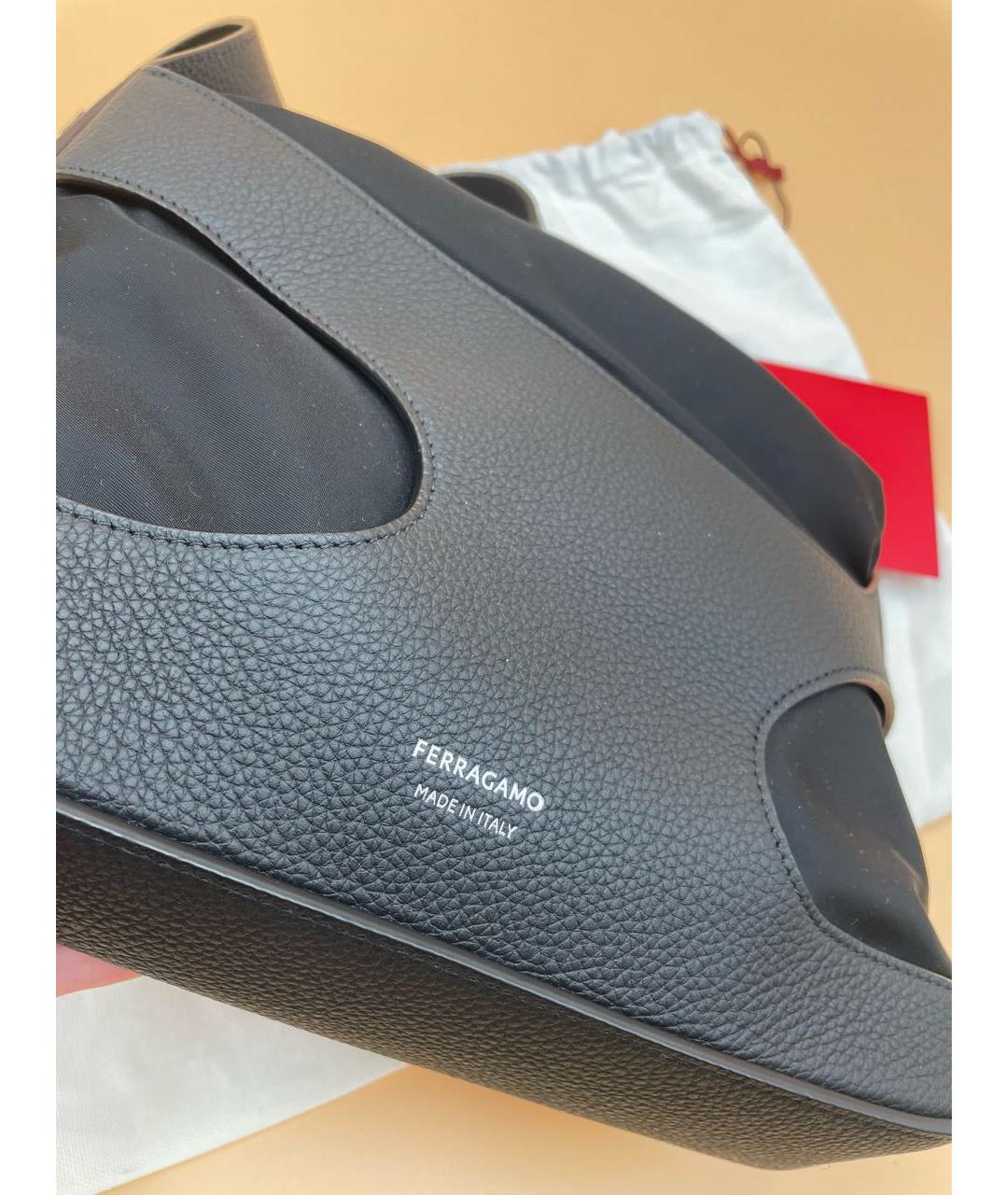 FERRAGAMO Черная кожаная сумка на плечо, фото 7