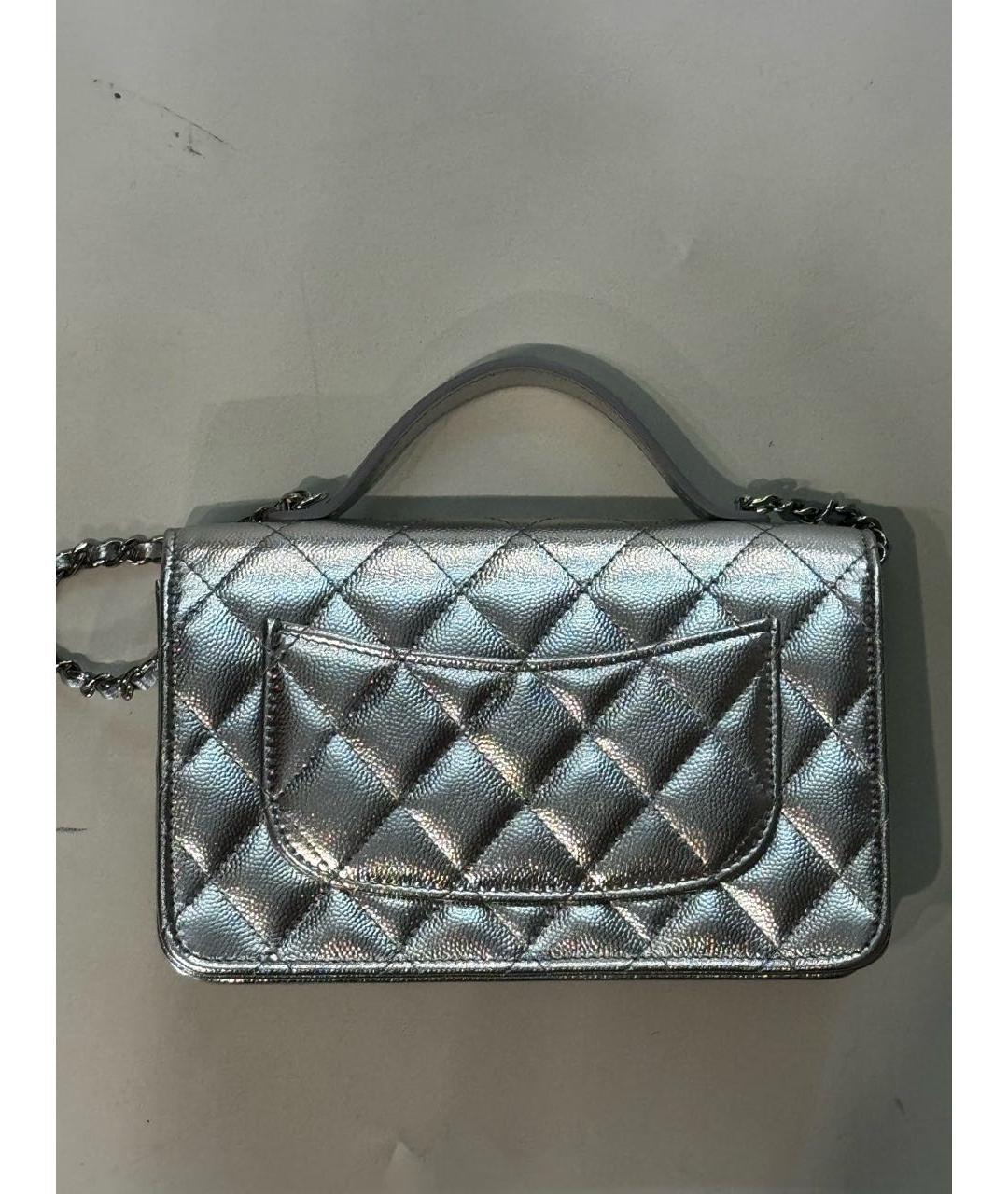 CHANEL Серебряная кожаная сумка через плечо, фото 2