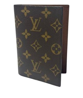 LOUIS VUITTON Обложка/футляр