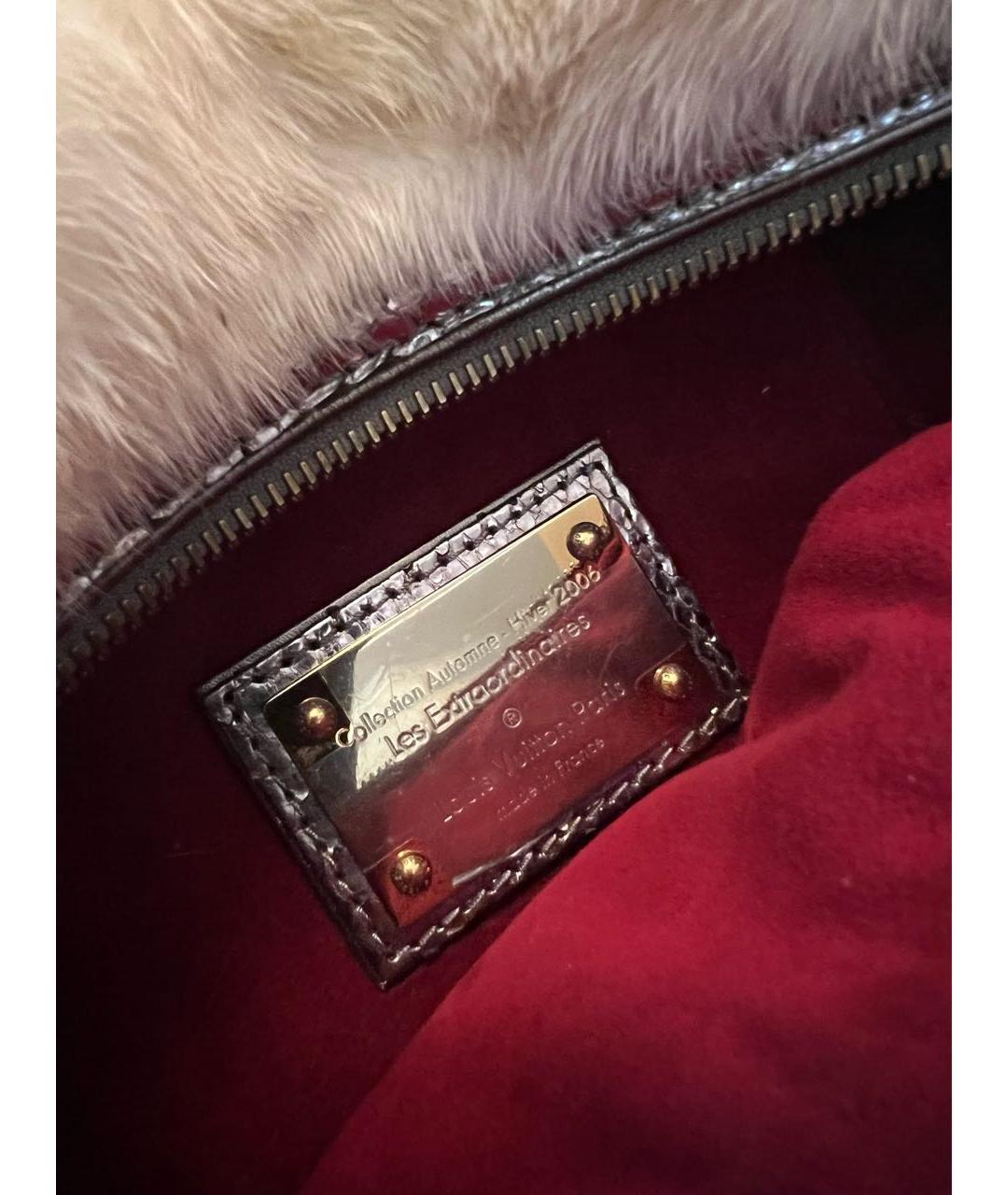 LOUIS VUITTON Белая меховая поясная сумка, фото 3